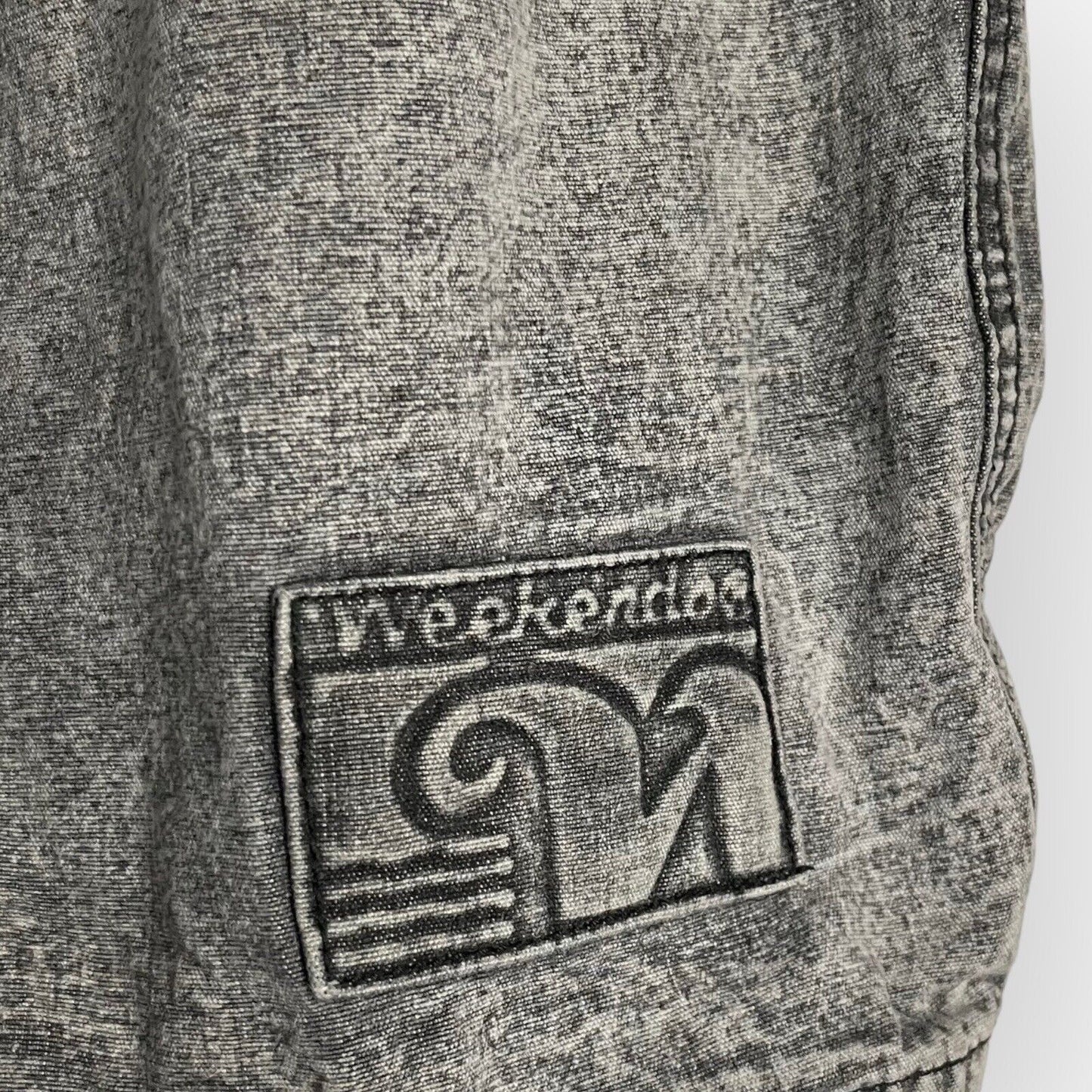 Vintage Weekends Men's Gray Jean Shorts Size 29 Acid Wash High Waisted Pockets