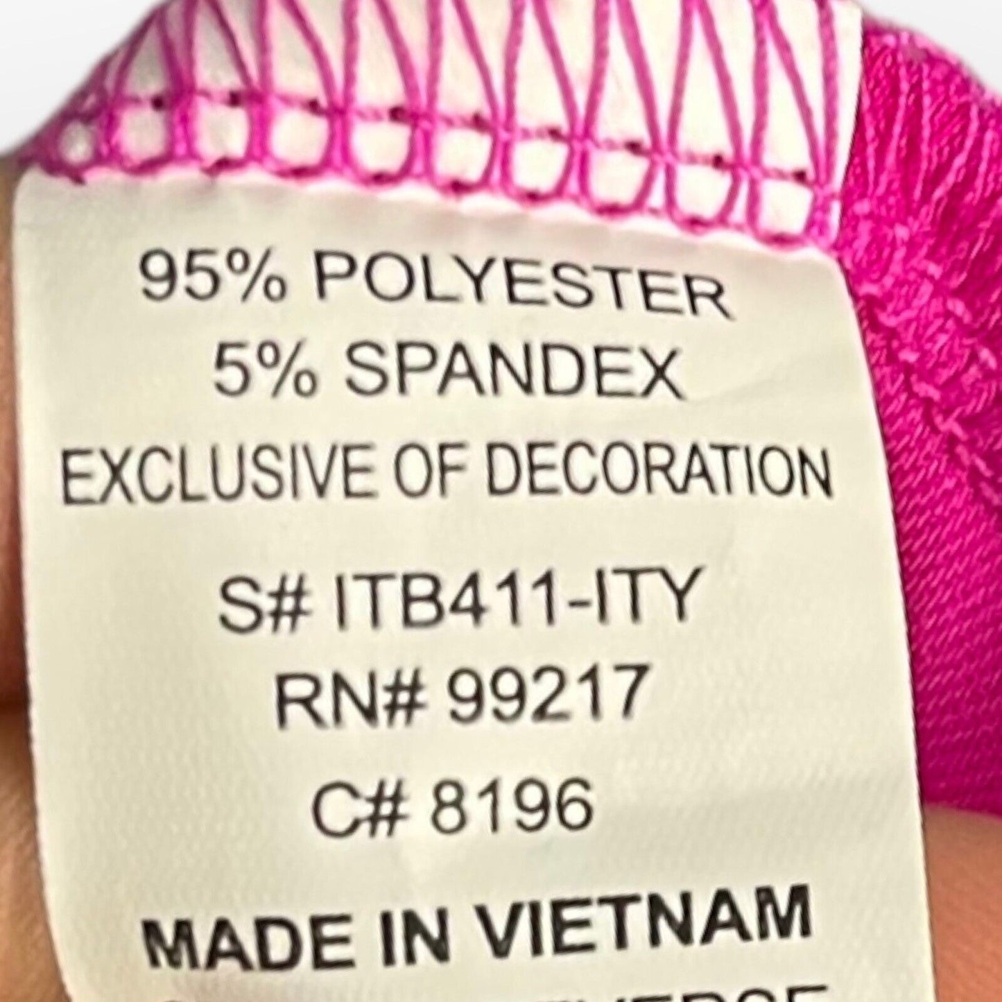 Moa Moa Women's Pink Sleeveless Blouse Size Medium Chain Rhinestone Neck Stretch