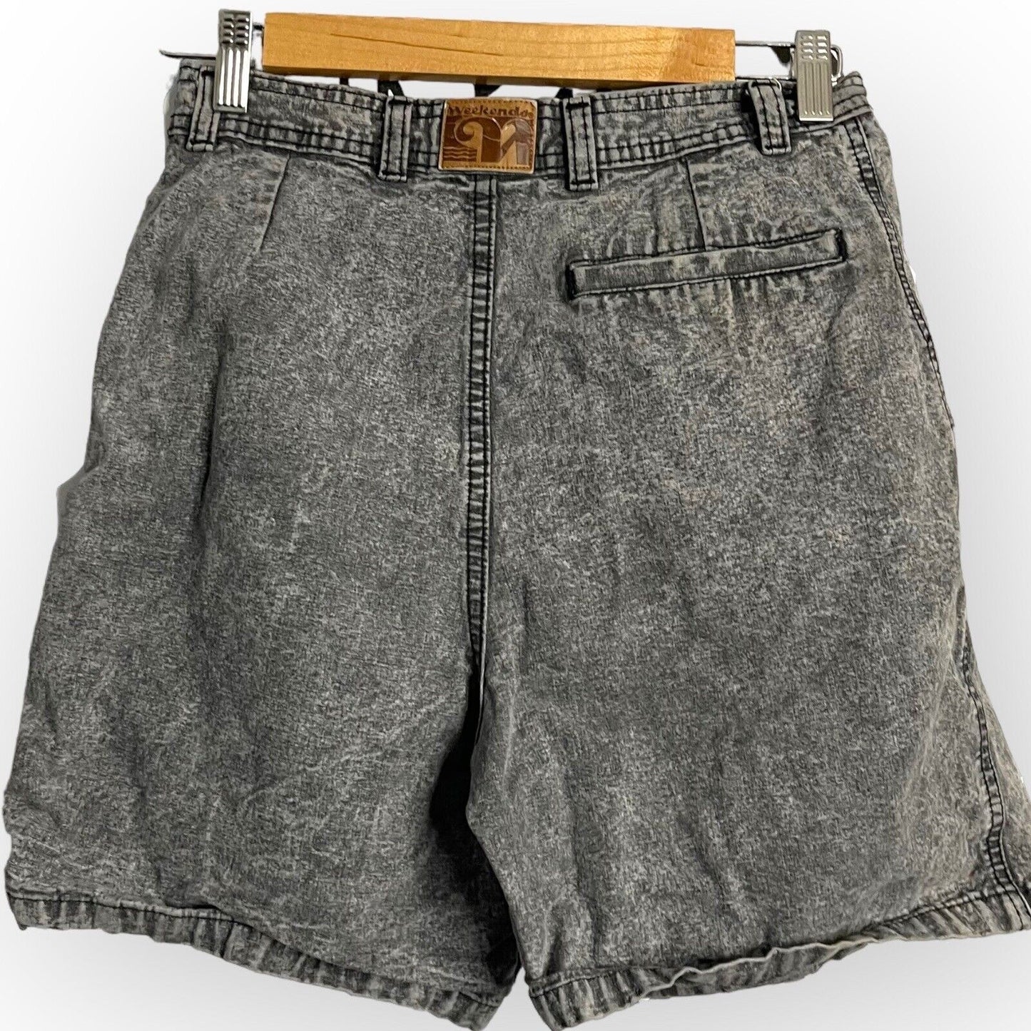 Vintage Weekends Men's Gray Jean Shorts Size 29 Acid Wash High Waisted Pockets